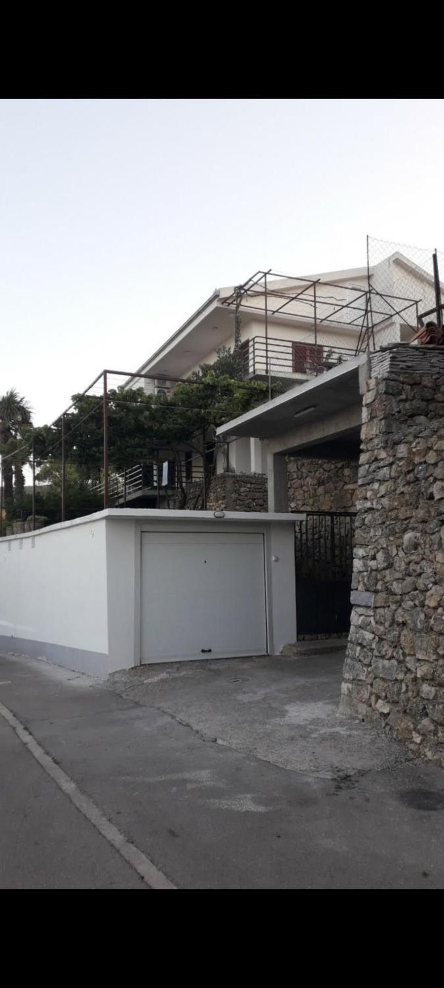 Apartman Carmak Ulcinj Exteriör bild